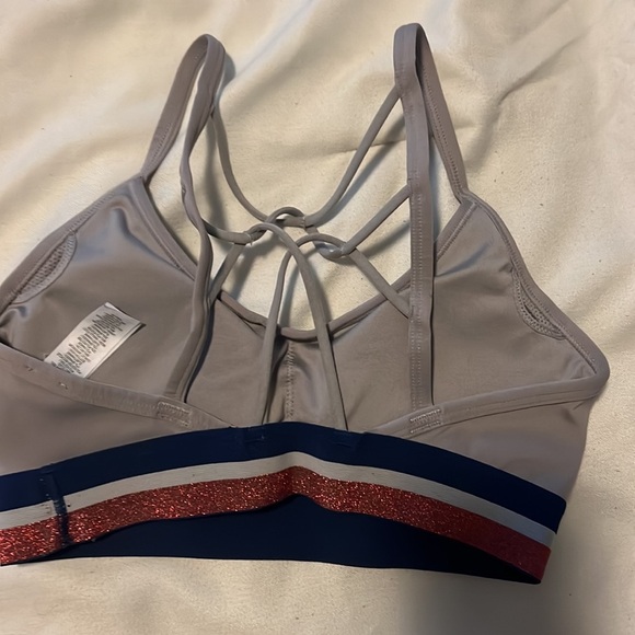 Nike Sports Bra - Picture 4 of 4